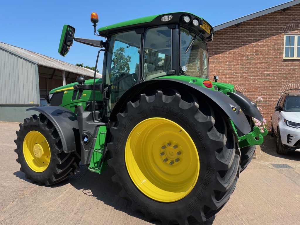John Deere 6R185
