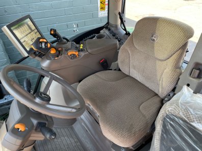 John Deere 6R185