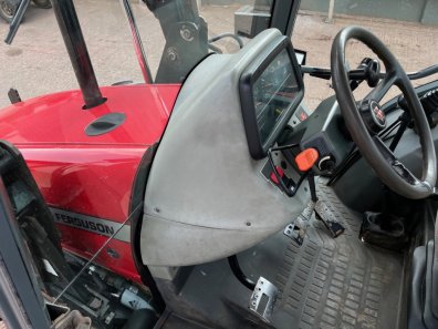 Massey Ferguson 4255