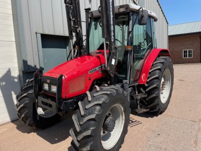Massey Ferguson 4255