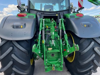 John Deere 6250R