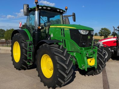 John Deere 6250R