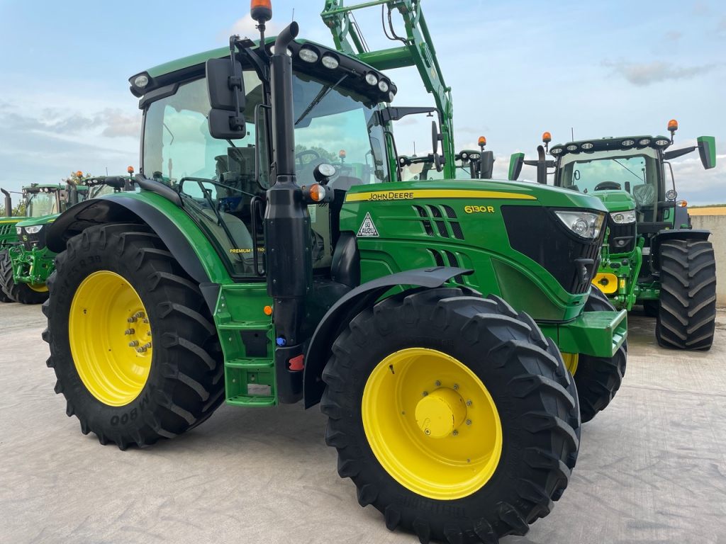 John Deere 6130R