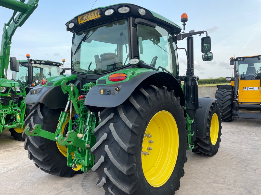John Deere 6130R
