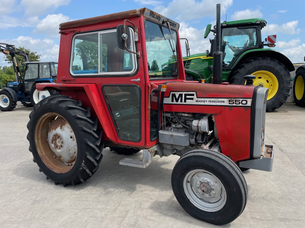 Massey Ferguson 550