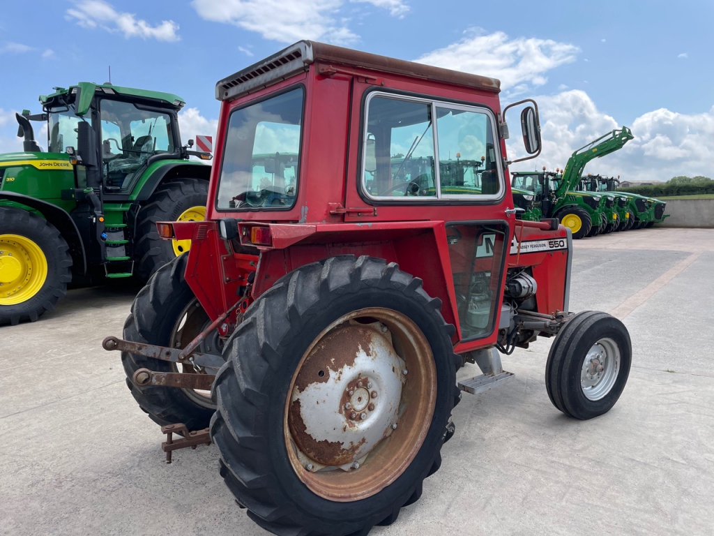 Massey Ferguson 550