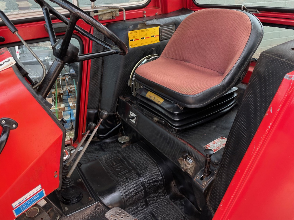 Massey Ferguson 550