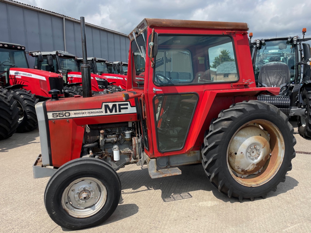 Massey Ferguson 550