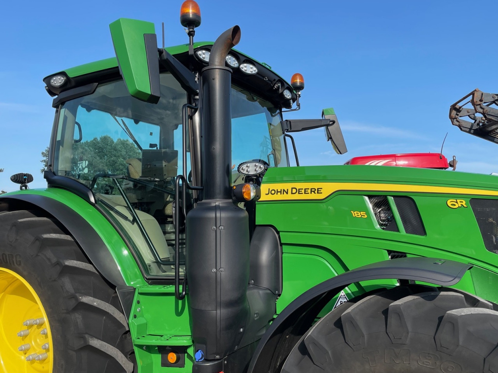 John Deere 6R185