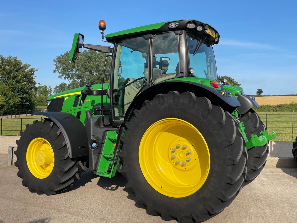 John Deere 6R185