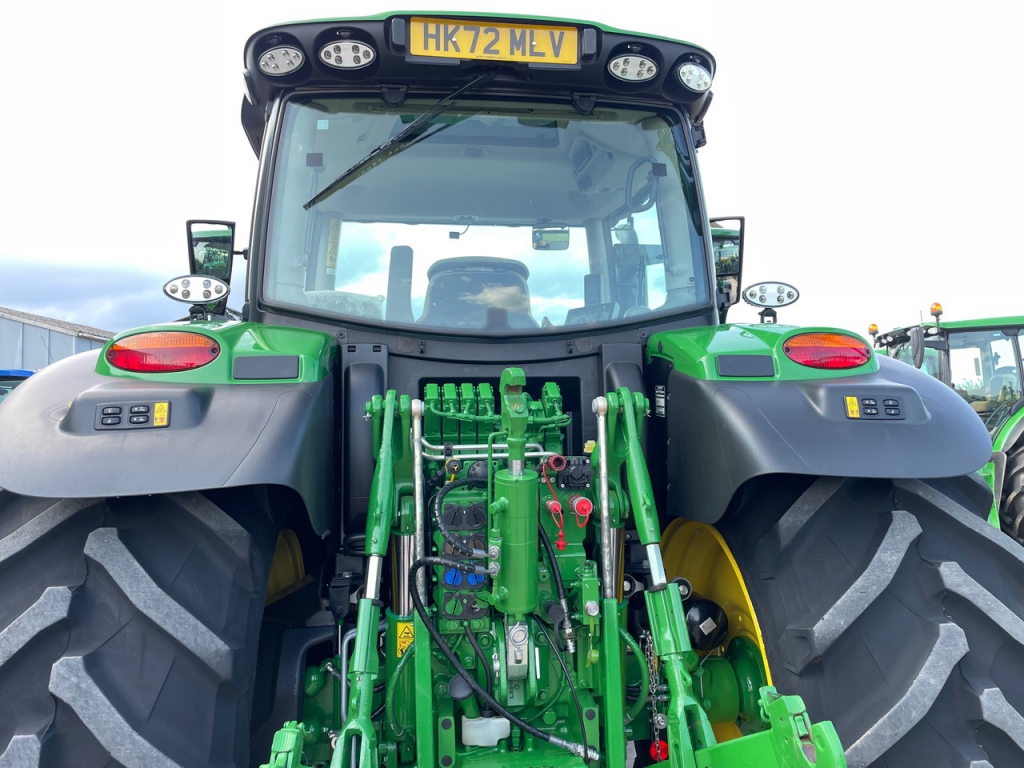 John Deere 6R185