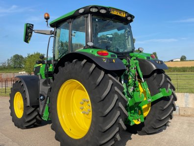 John Deere 6R185