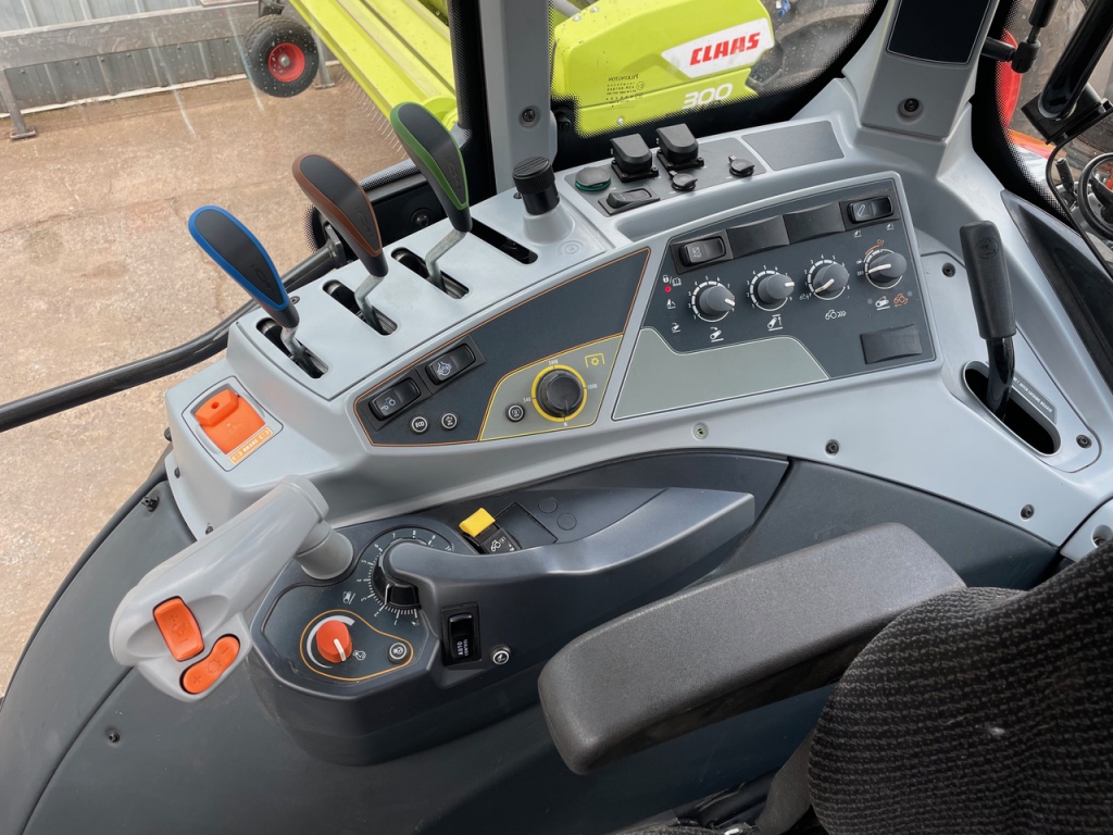 Valtra T174 Active