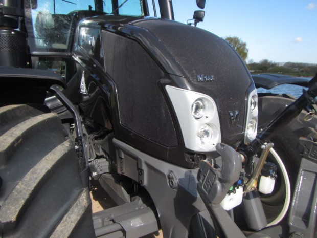 Valtra N163