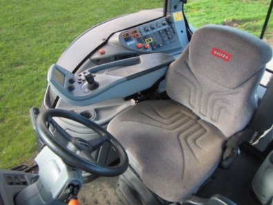 Valtra N163