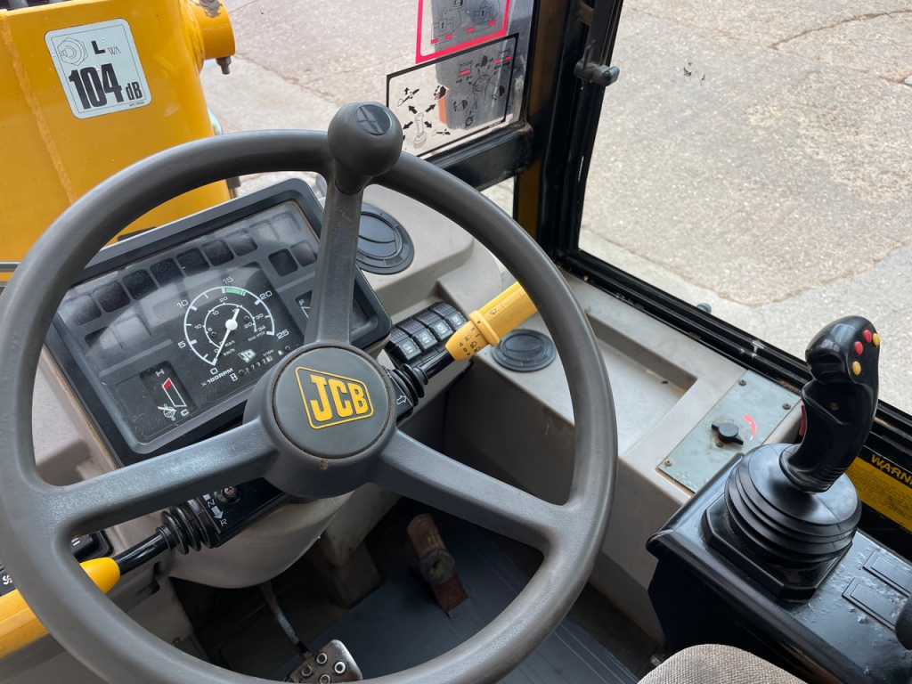 JCB TM200