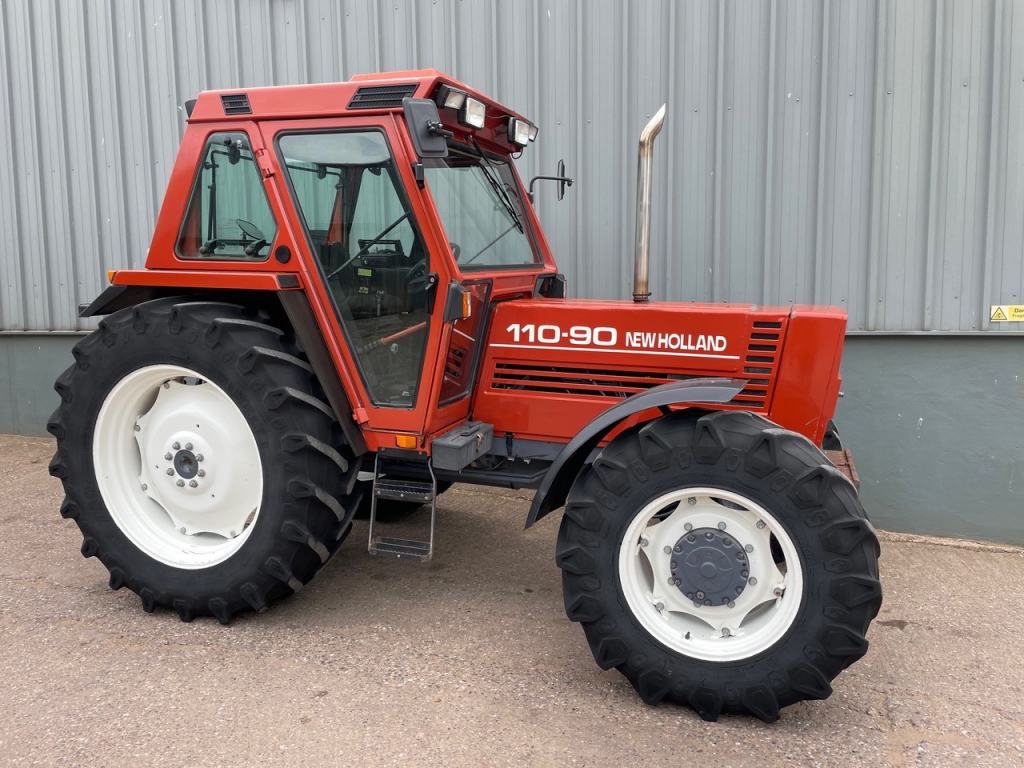 New Holland 110-90
