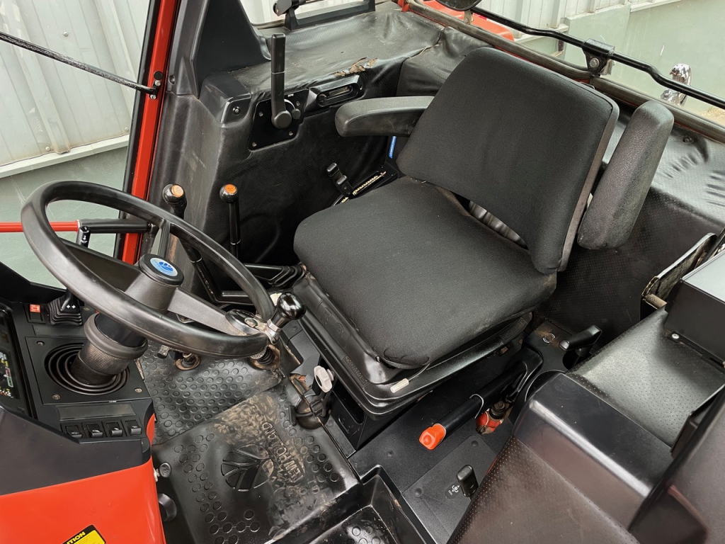 New Holland 110-90