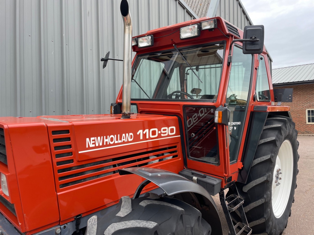 New Holland 110-90