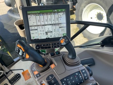 John Deere 6R 185