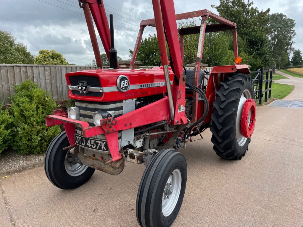Massey Ferguson 168