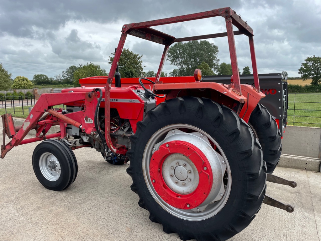 Massey Ferguson 168