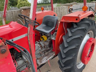 Massey Ferguson 168
