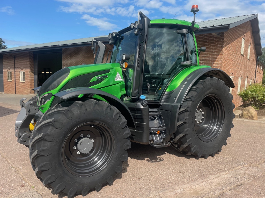 Valtra N175 Versu Unlimited