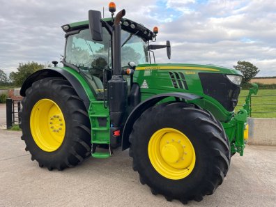 John Deere 6215R Ultimate