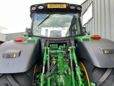 John Deere 6215R Ultimate