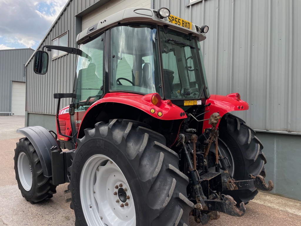 Massey Ferguson 5455