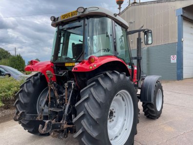 Massey Ferguson 5455