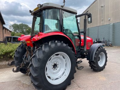 Massey Ferguson 5455