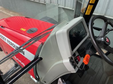 Massey Ferguson 5455