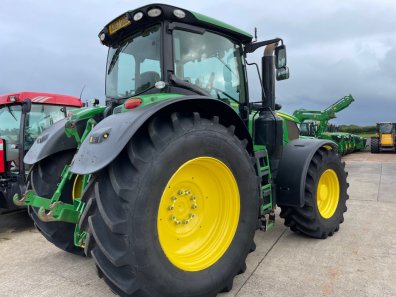 John Deere 6250R