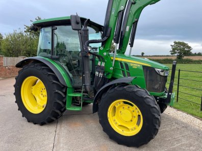 John Deere 5085 M