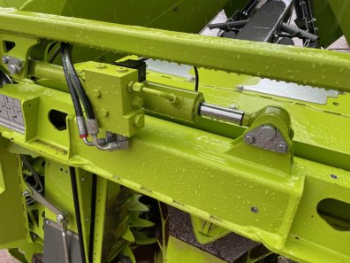 Claas Orbis 600 SD 8 row maize header