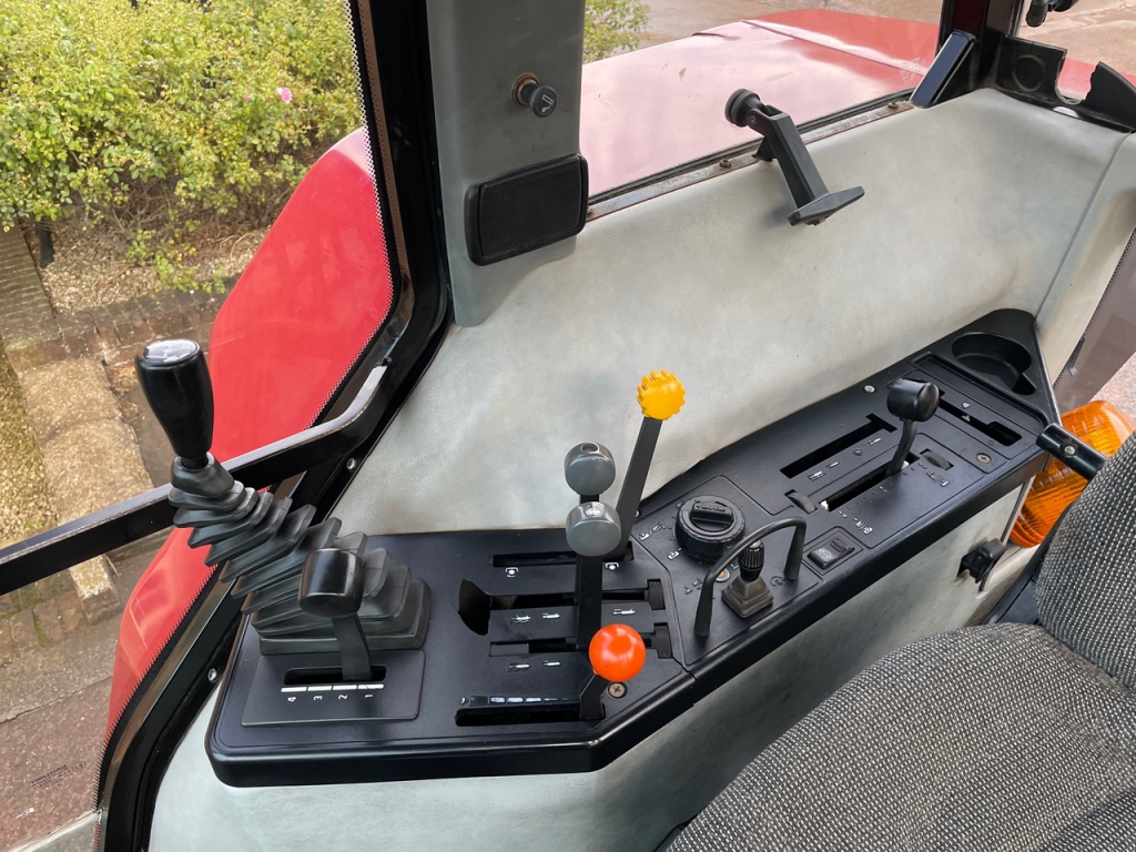 Case Maxxum 5130 Plus