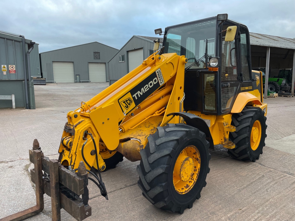 JCB TM200