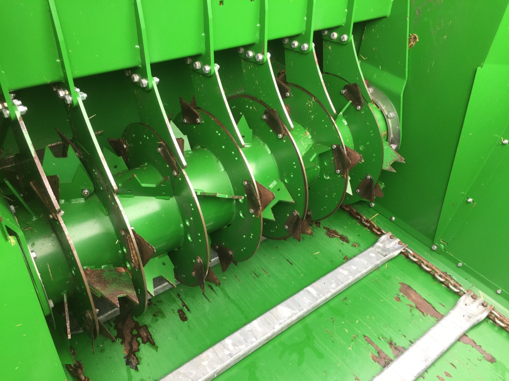 McHale C460 trailed straw chopper and silage feeder