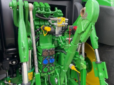 John Deere 6R 145