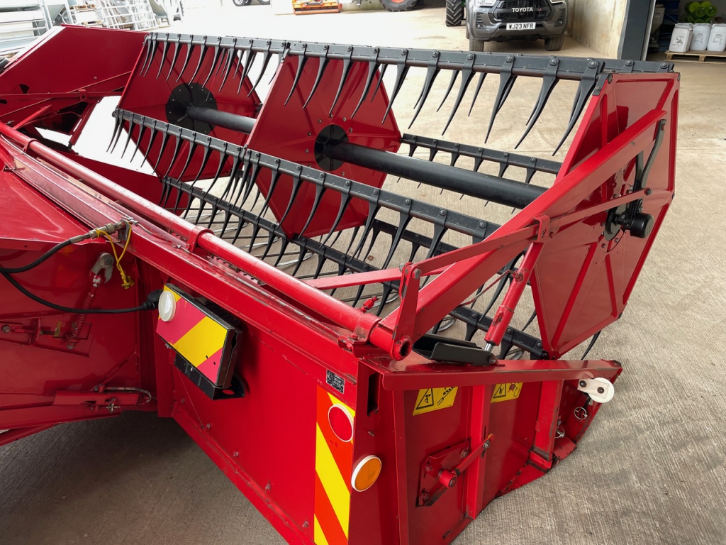 Massey Ferguson 22 Special combine