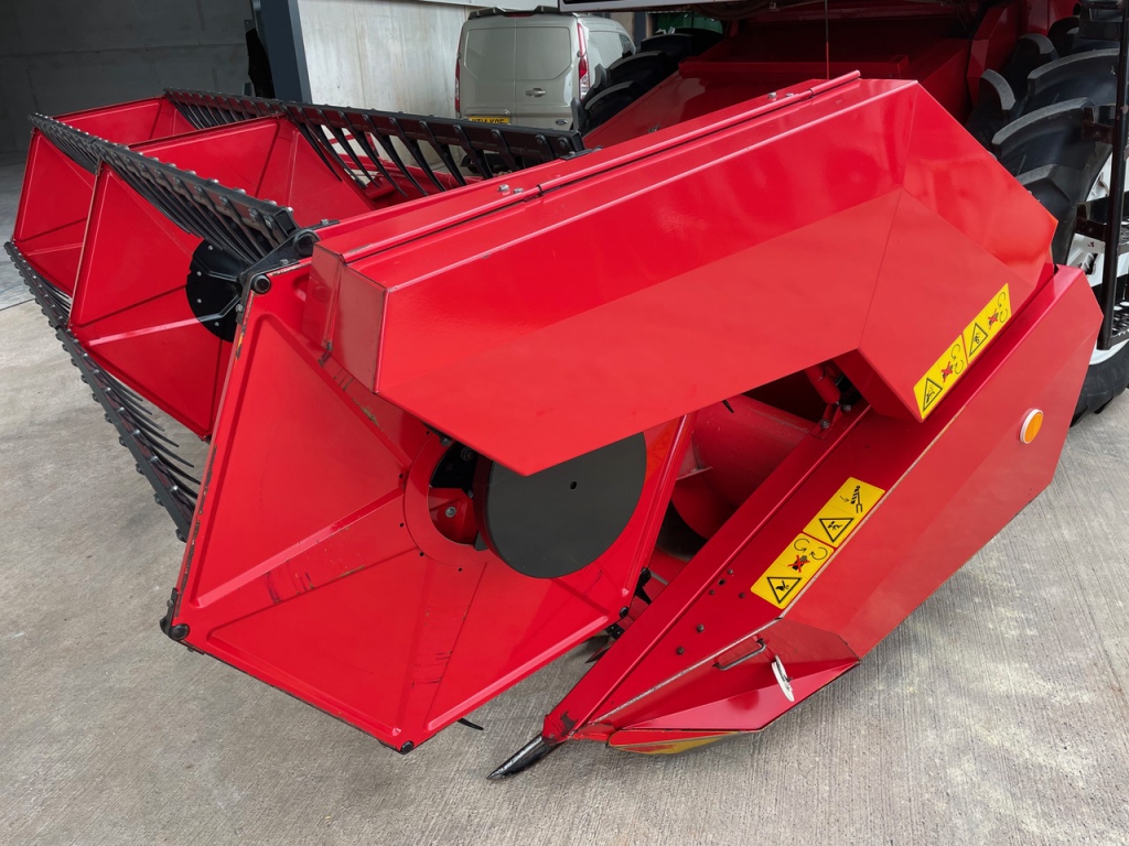 Massey Ferguson 22 Special combine