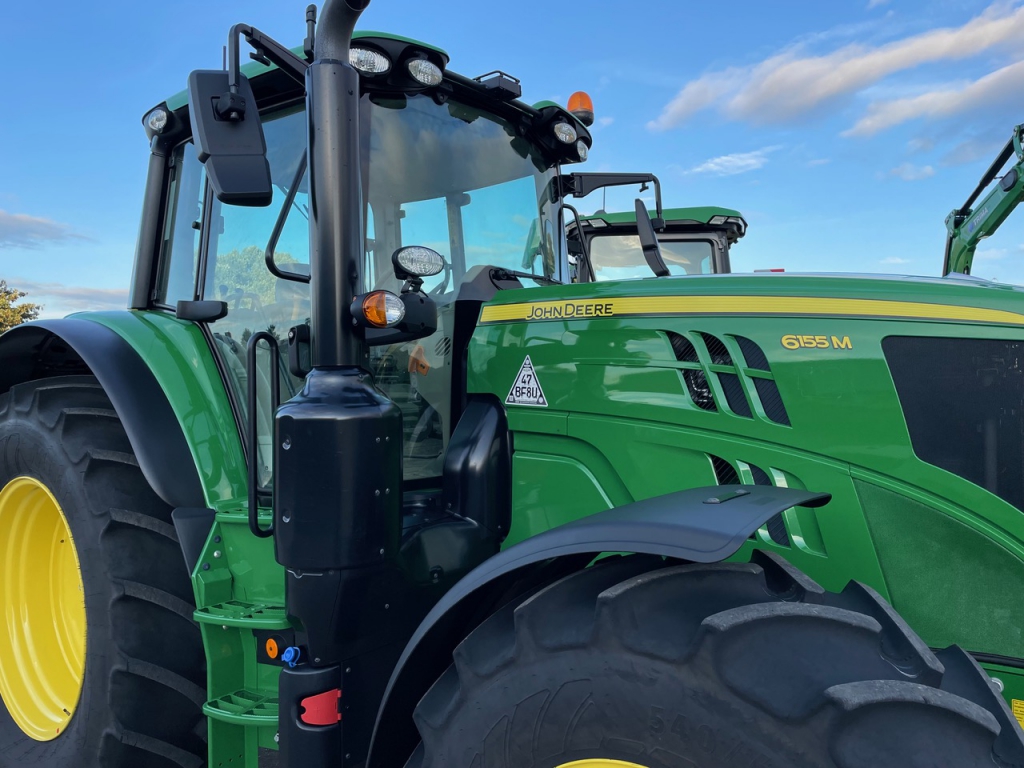 John Deere 6155M