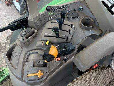 John Deere 6155M