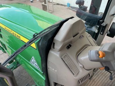 John Deere 6155M