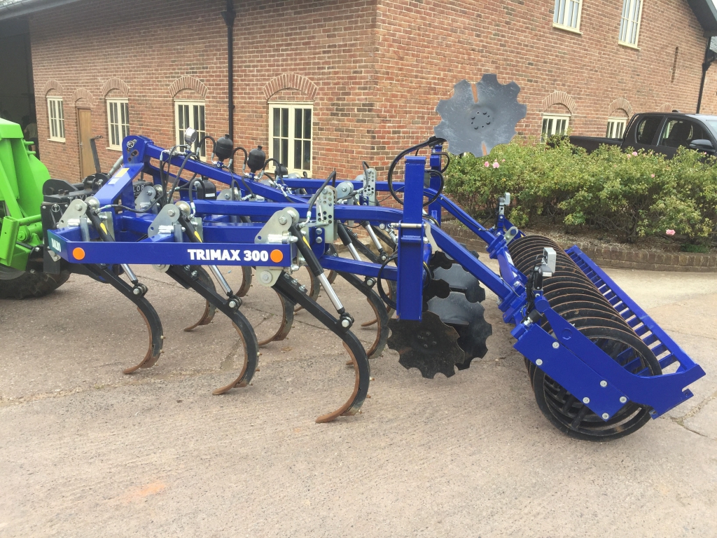 Trimax 300 cultivator