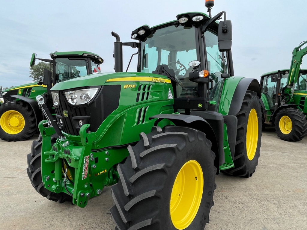 John Deere 6130M