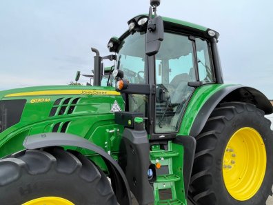 John Deere 6130M