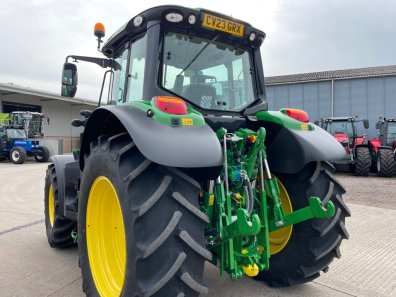 John Deere 6130M